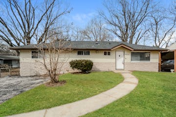 6935 FROSTVIEW LN HAZELWOOD, MO 63042